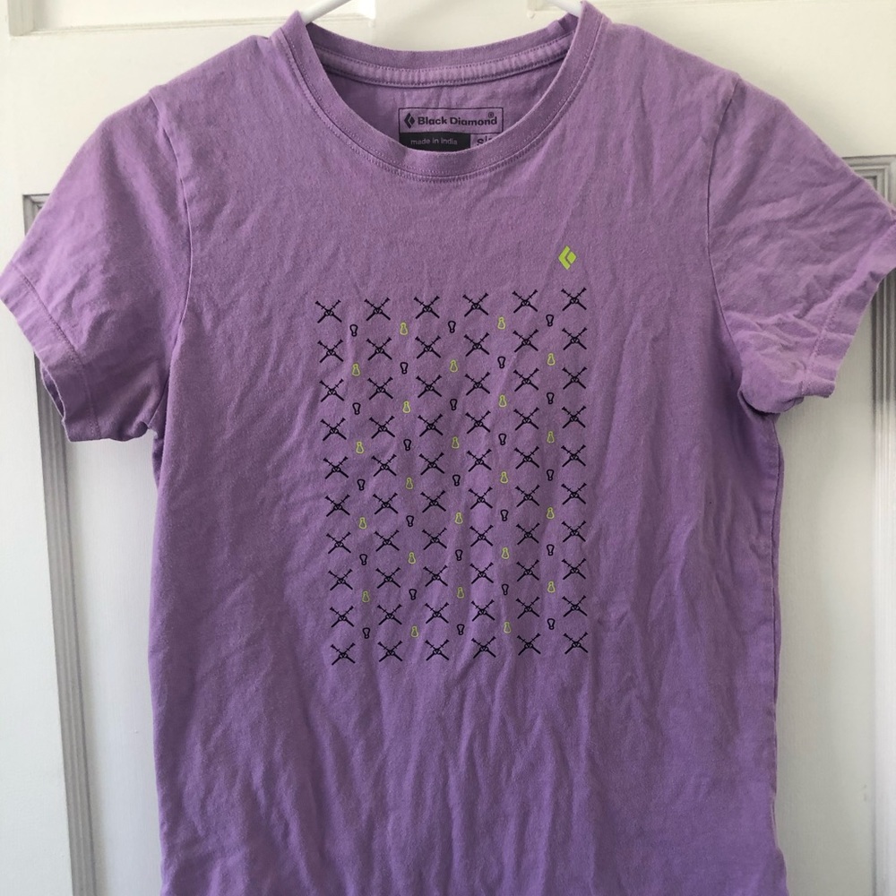 Black Diamond Cam tee